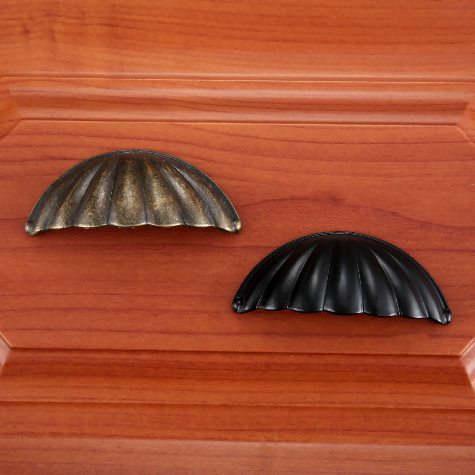1pc lega a forma di conchiglia - Furniture Hardware Vintage recensione e prezzo
